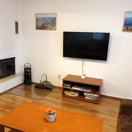 Apartman Slavkov Home & Parking Nová Lesná Buitenkant foto